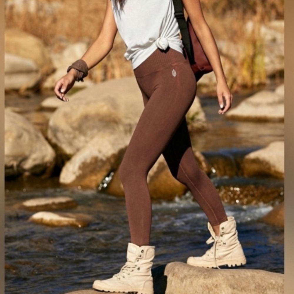 Free People Movement Good Karma square neck bra and matching 7/8 leggings
